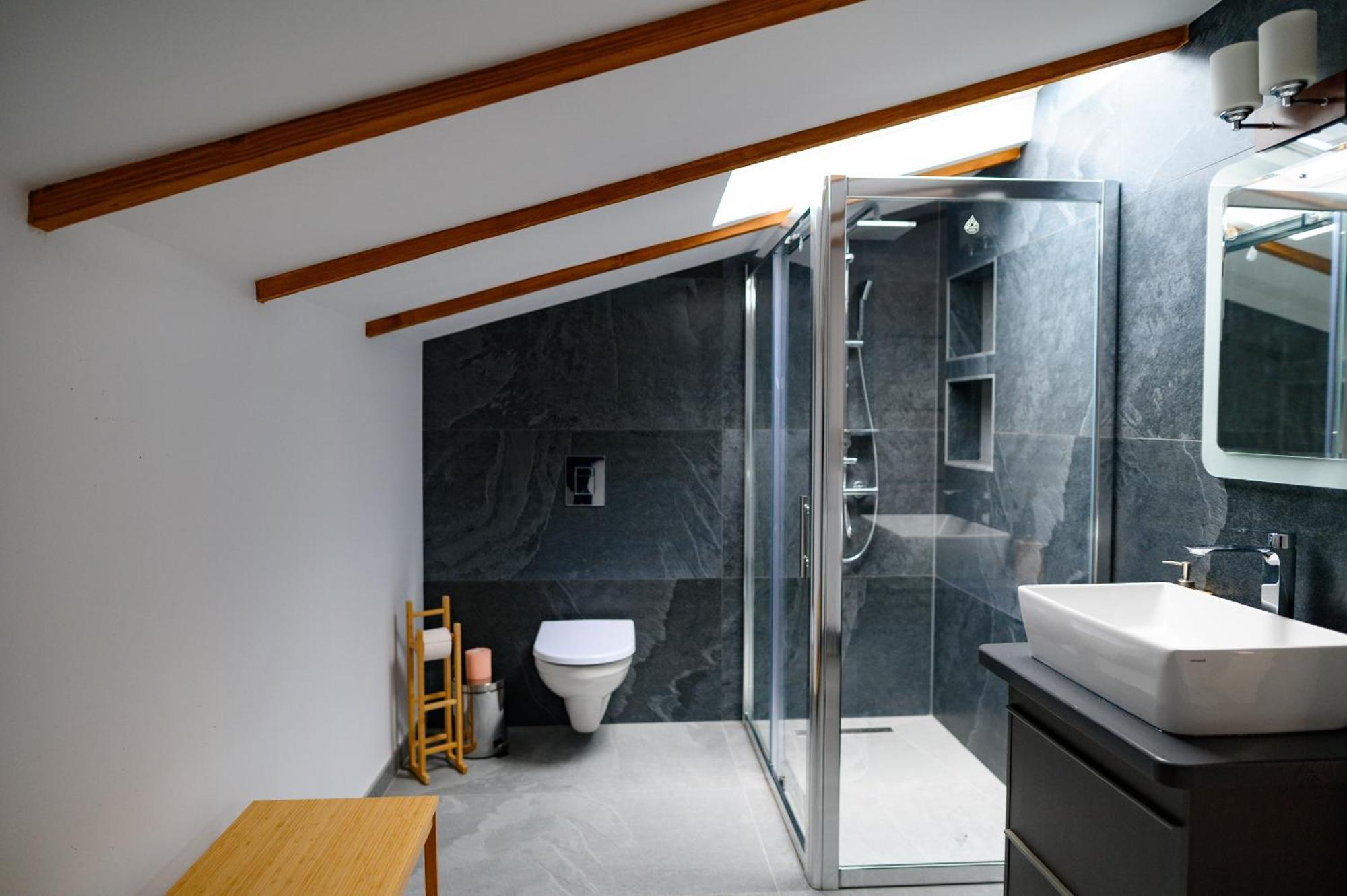 Vila Luxury Attic Curtea de Argeş Exteriér fotografie